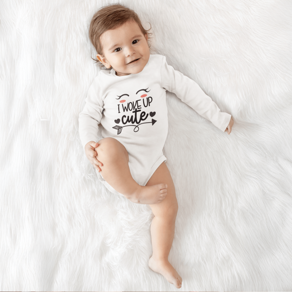 Body bebelusi personalizat "I woke up cute"